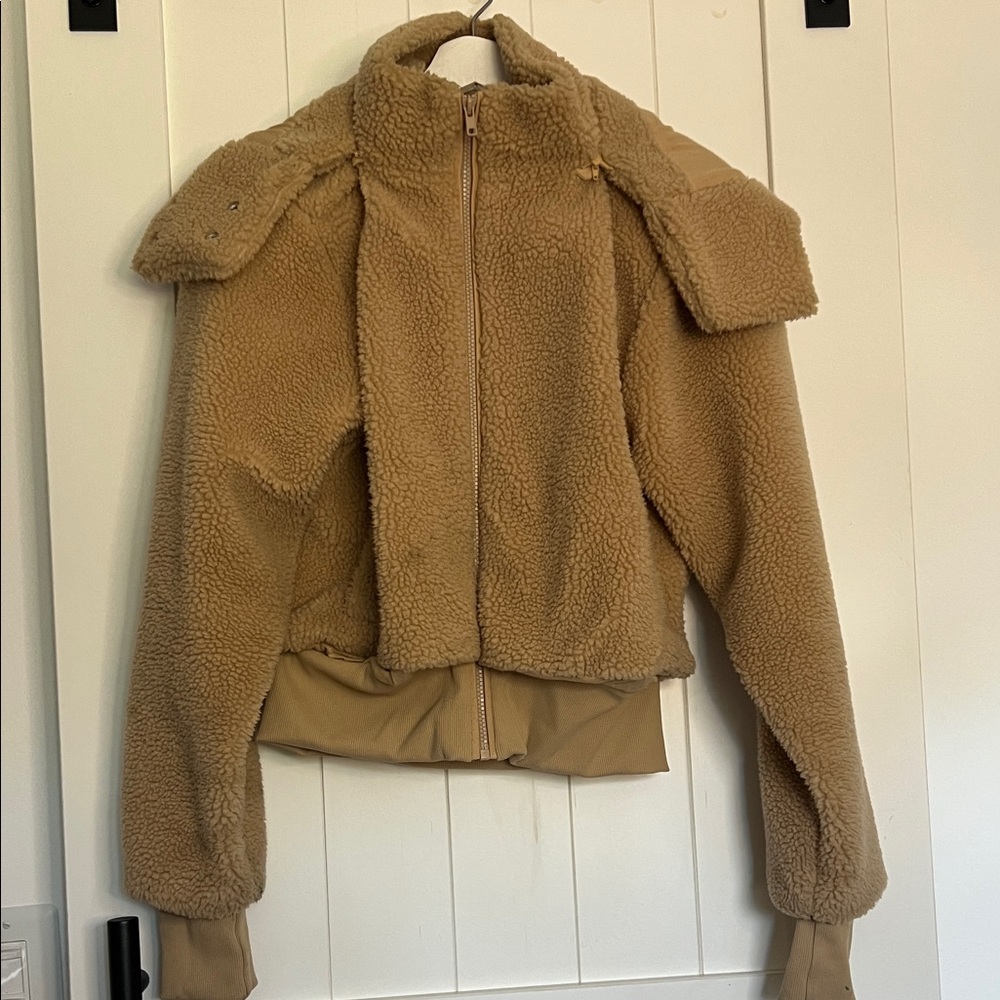 Quince Tan Bomber Jacket. Tan size small